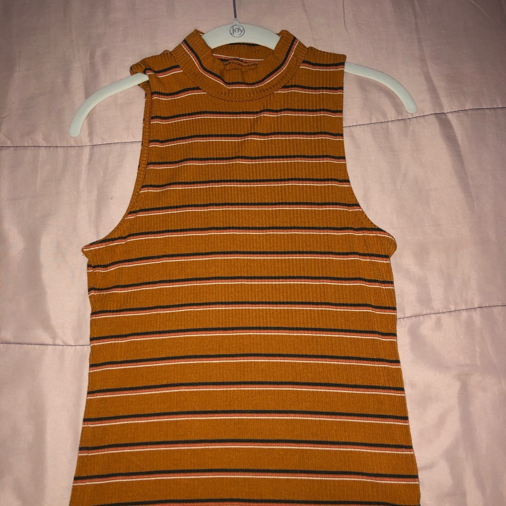 Slim-fitting tank top from Aeropostale!